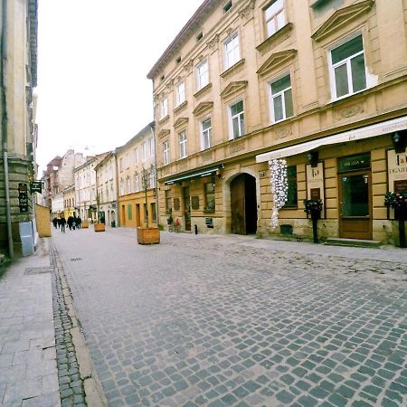 Lion King Lesya Lägenhet Lviv Exteriör bild